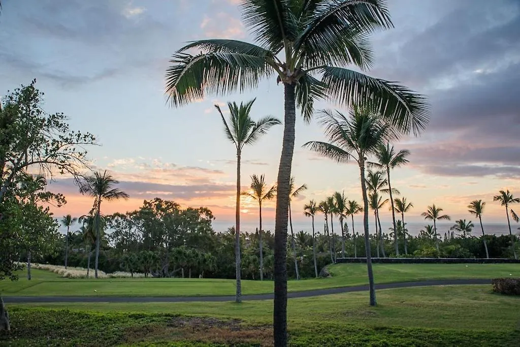 Amazing Ocean Views Over Lush Golf Course-Spacious Country Club Villas 226 Kailua-Kona