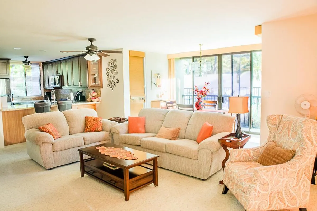 Amazing Ocean Views Over Lush Golf Course-Spacious Country Club Villas 226 Kailua-Kona United States